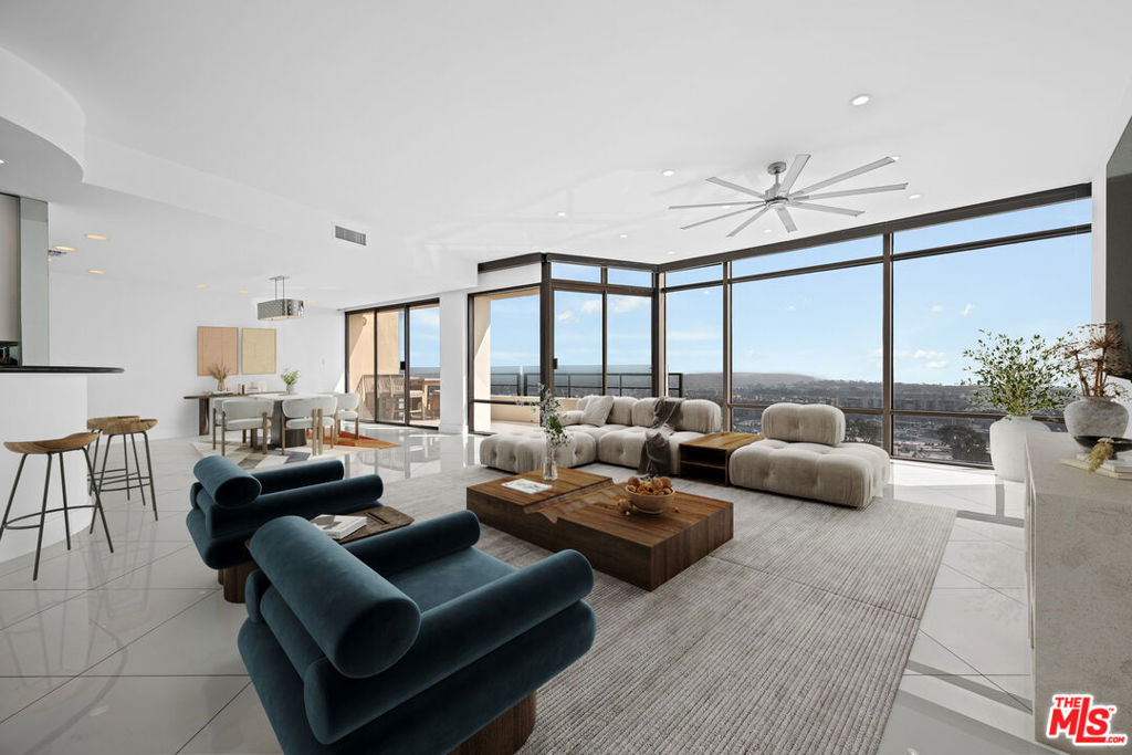 4267 Marina City Dr - Photo 4
