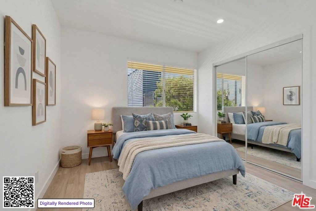 1827 N Van Ness Avenue - Photo 2