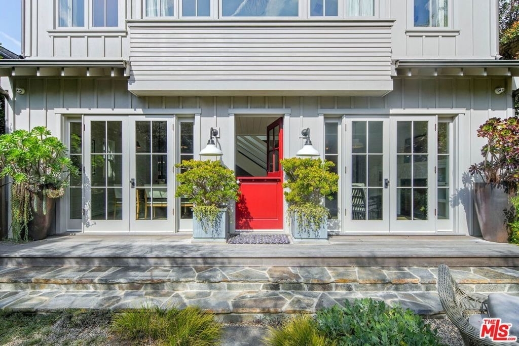 821 Nowita Place - Photo 3