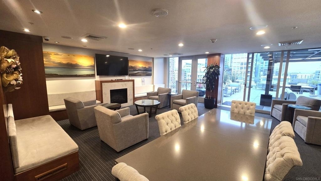 325 7th Ave - Photo 25