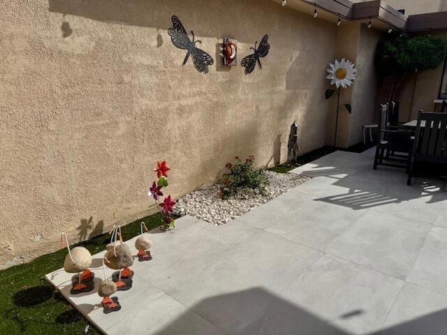 6 Granada Drive - Photo 6