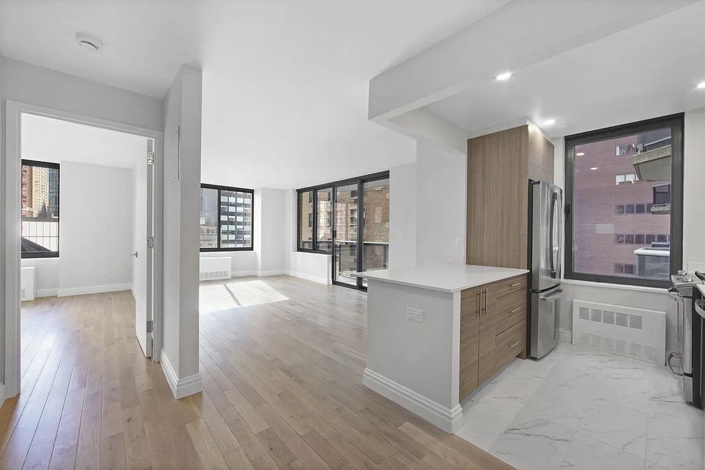 235 West 48th Street - Photo 4