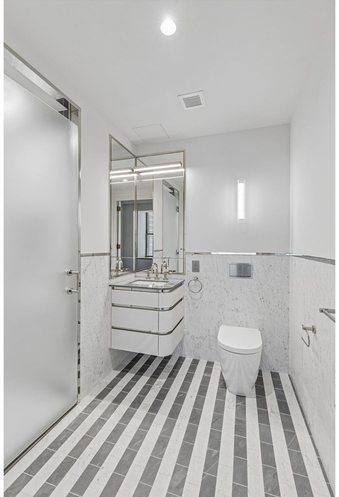 303  Park Ave - Photo 7