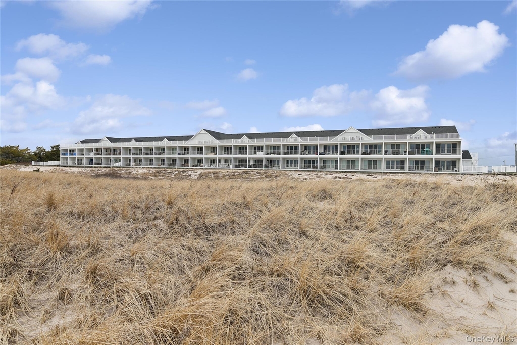 473 Dune Road - Photo 17