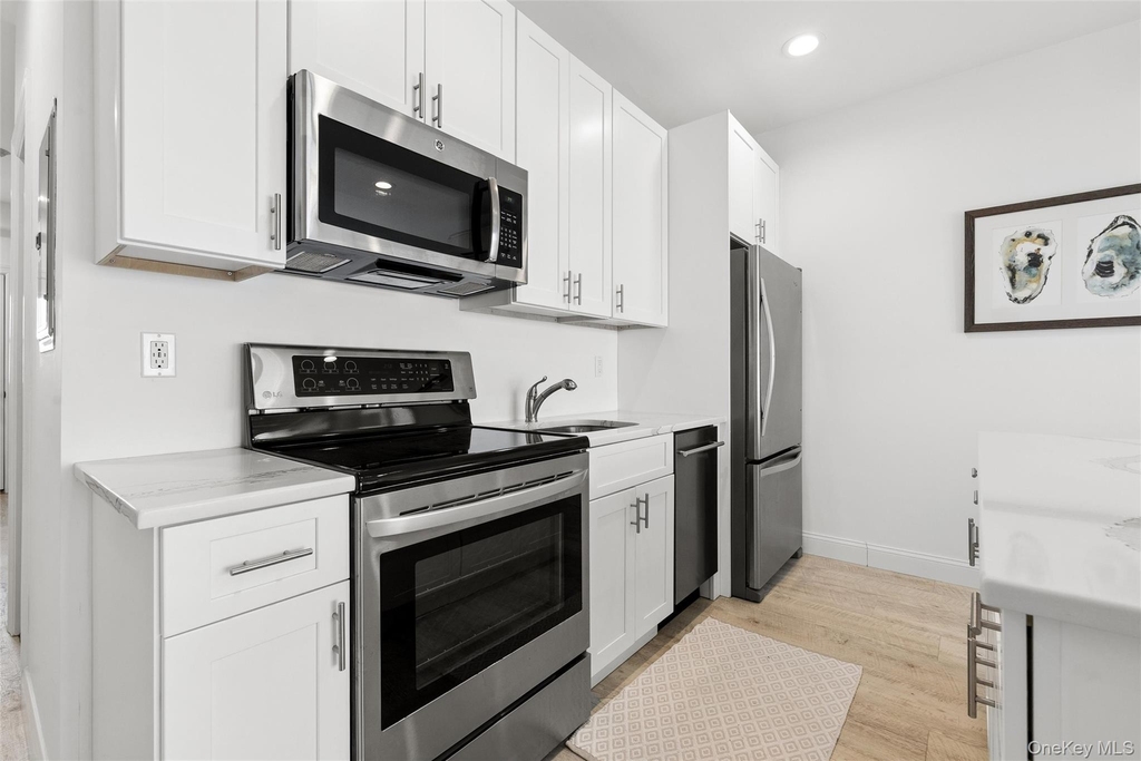 473 Dune Road - Photo 15