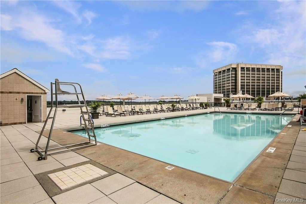 10 City Place - Photo 19