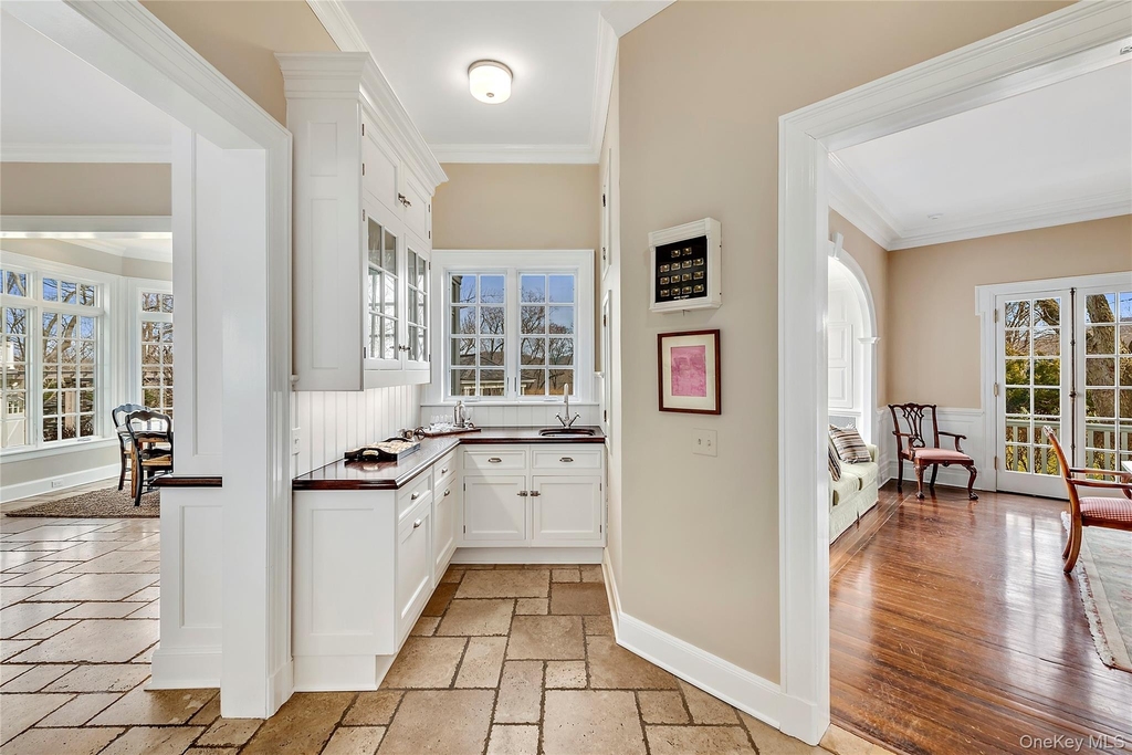 270 Guard Hill Road - Photo 9