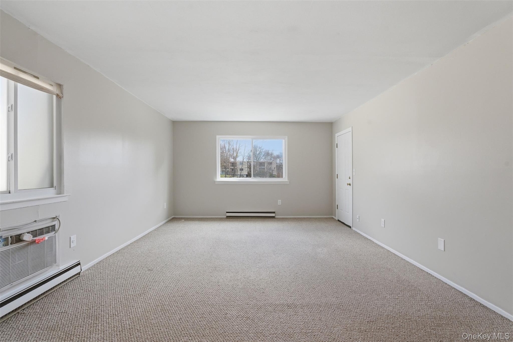 614 Fox Run Lane - Photo 4