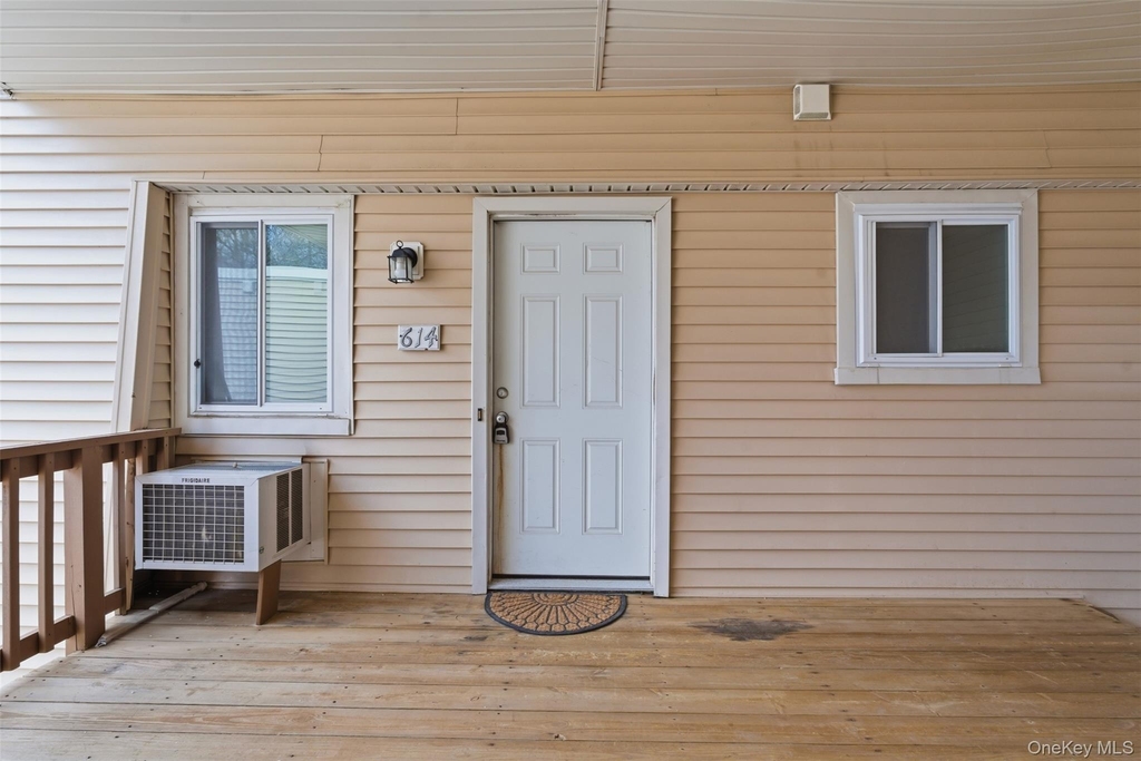 614 Fox Run Lane - Photo 12