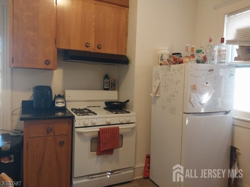 97 Easton Avenue - Photo 1