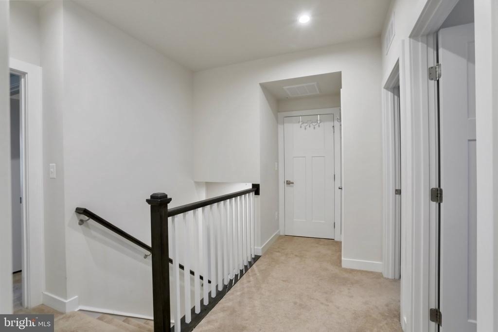 43011 Prophecy Terrace - Photo 8