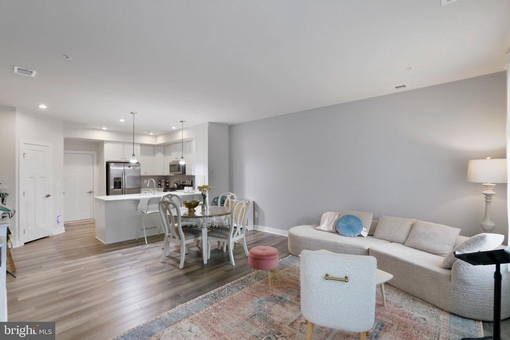 43011 Prophecy Terrace - Photo 4