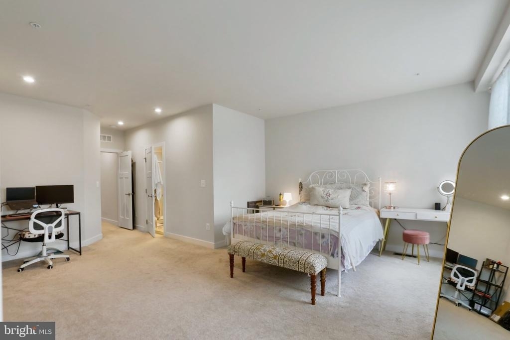 43011 Prophecy Terrace - Photo 13