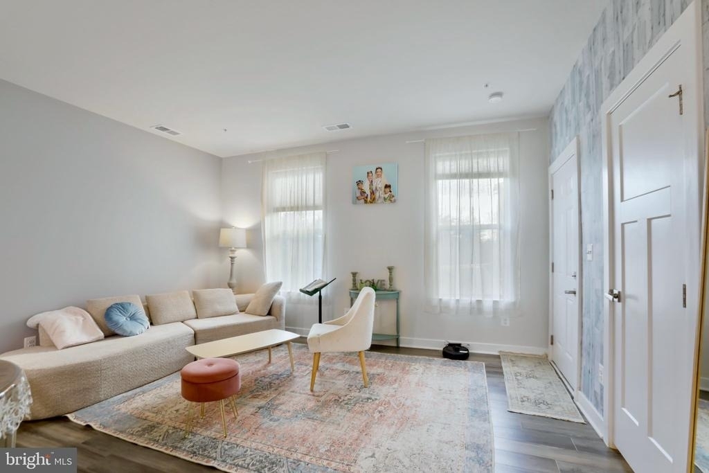 43011 Prophecy Terrace - Photo 6
