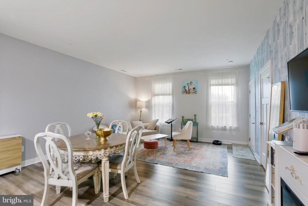 43011 Prophecy Terrace - Photo 5