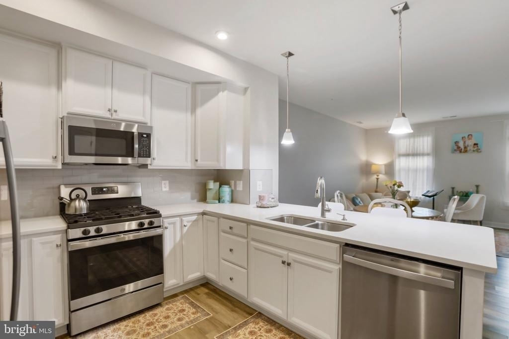 43011 Prophecy Terrace - Photo 3