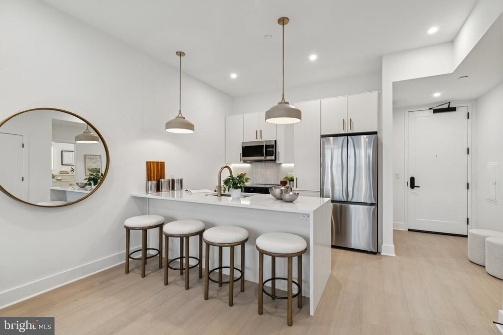 20 W Allens Lane - Photo 22