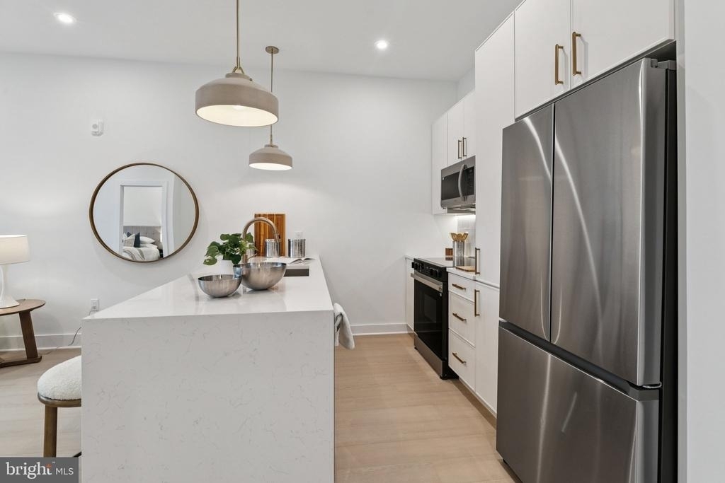20 W Allens Lane - Photo 18