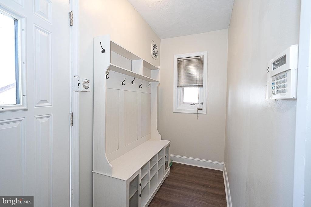 1457 Manoa Road - Photo 18