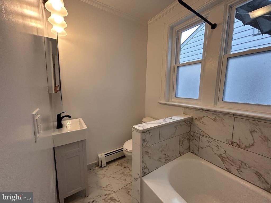 1067 S Clinton Avenue - Photo 11