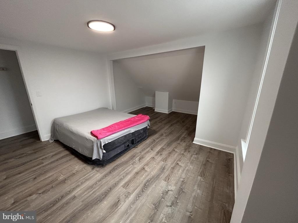 1067 S Clinton Avenue - Photo 38