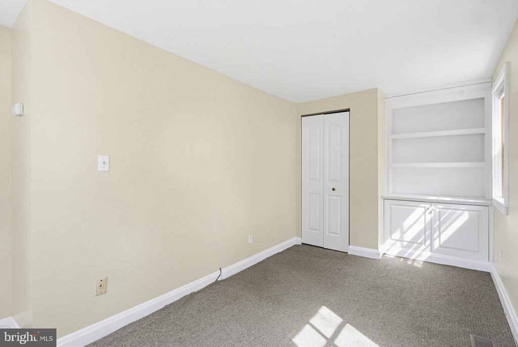 947 Oella Avenue - Photo 25