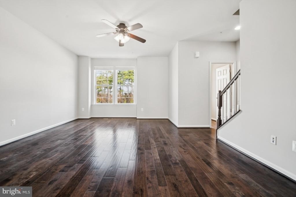 1118 Bayberry Lane - Photo 7
