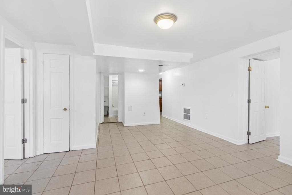 407 Lebaum Street Se - Photo 1