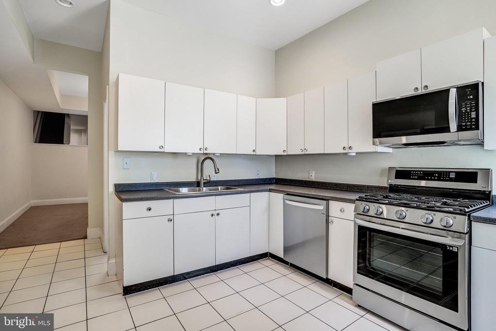 12 Rhode Island Avenue Nw - Photo 24