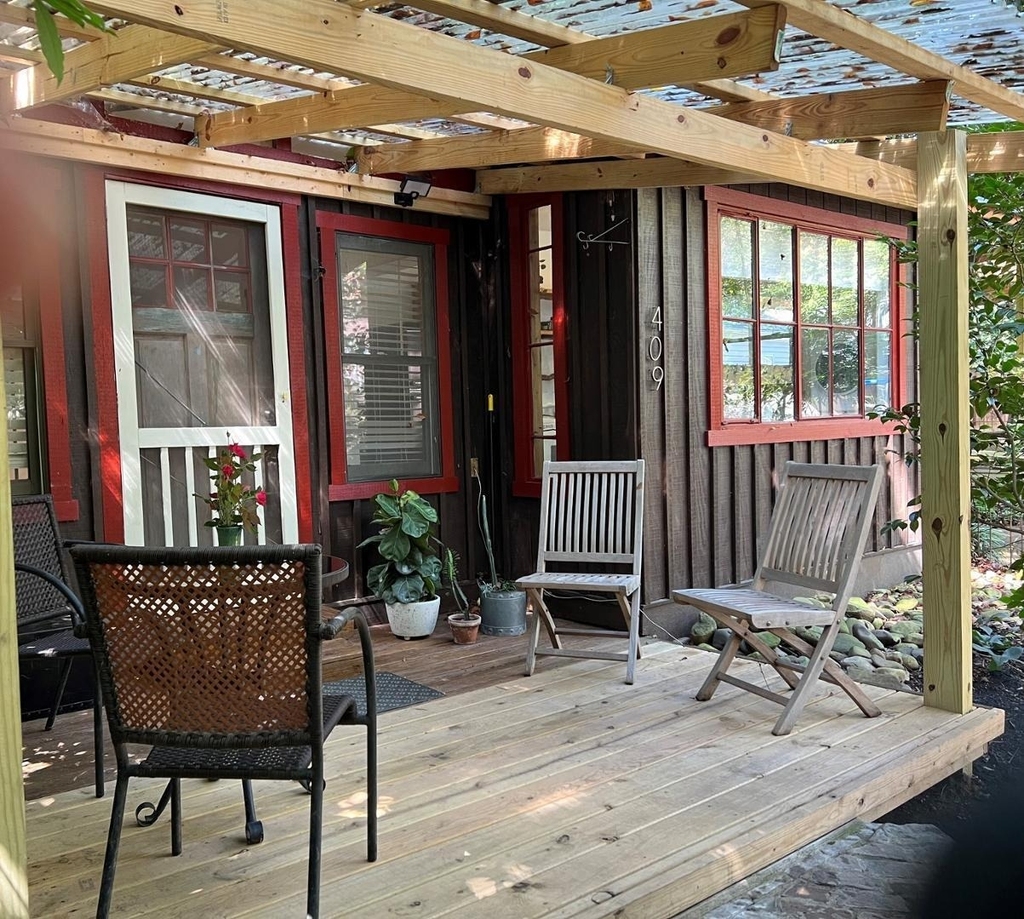 409 Pritchard Avenue - Photo 0