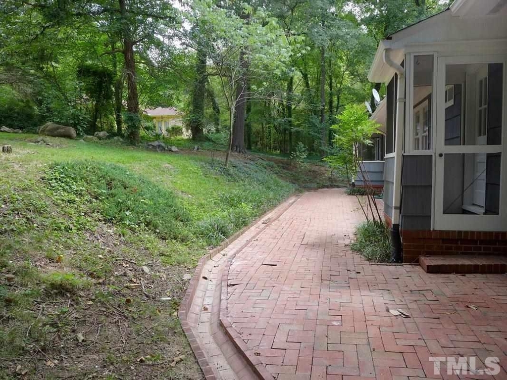 731 Raleigh Road - Photo 9