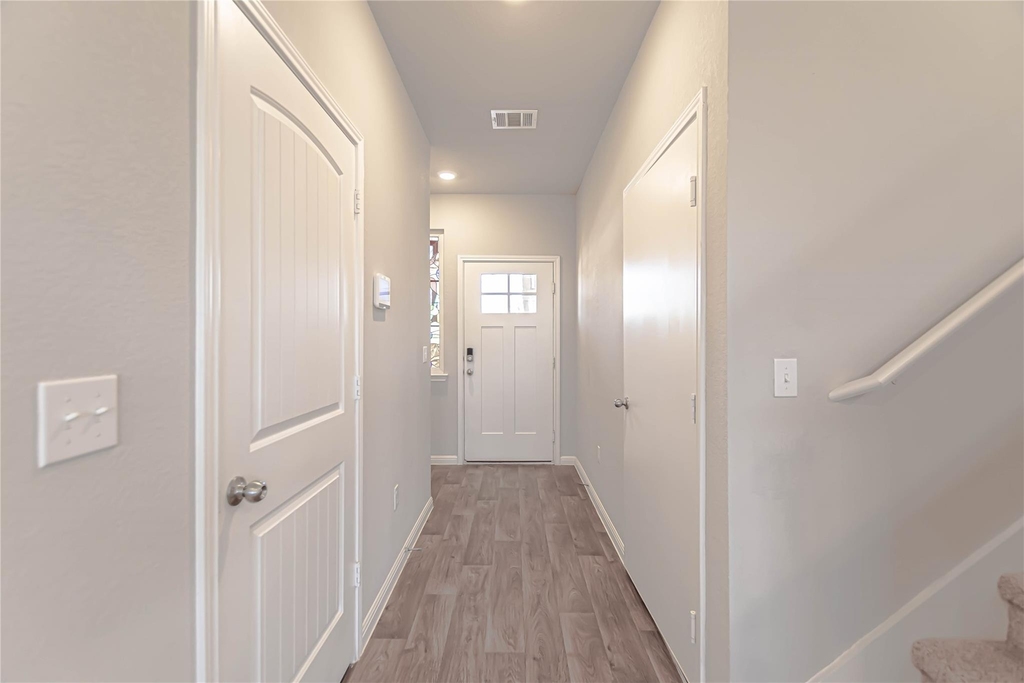 114 Mercer St - Photo 1