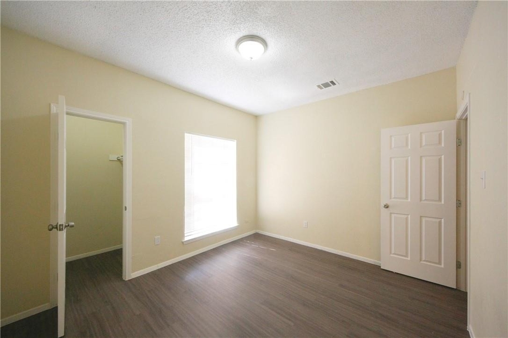11611 April Dr - Photo 16