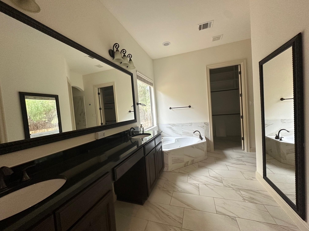 906 Madison Fork Dr - Photo 11
