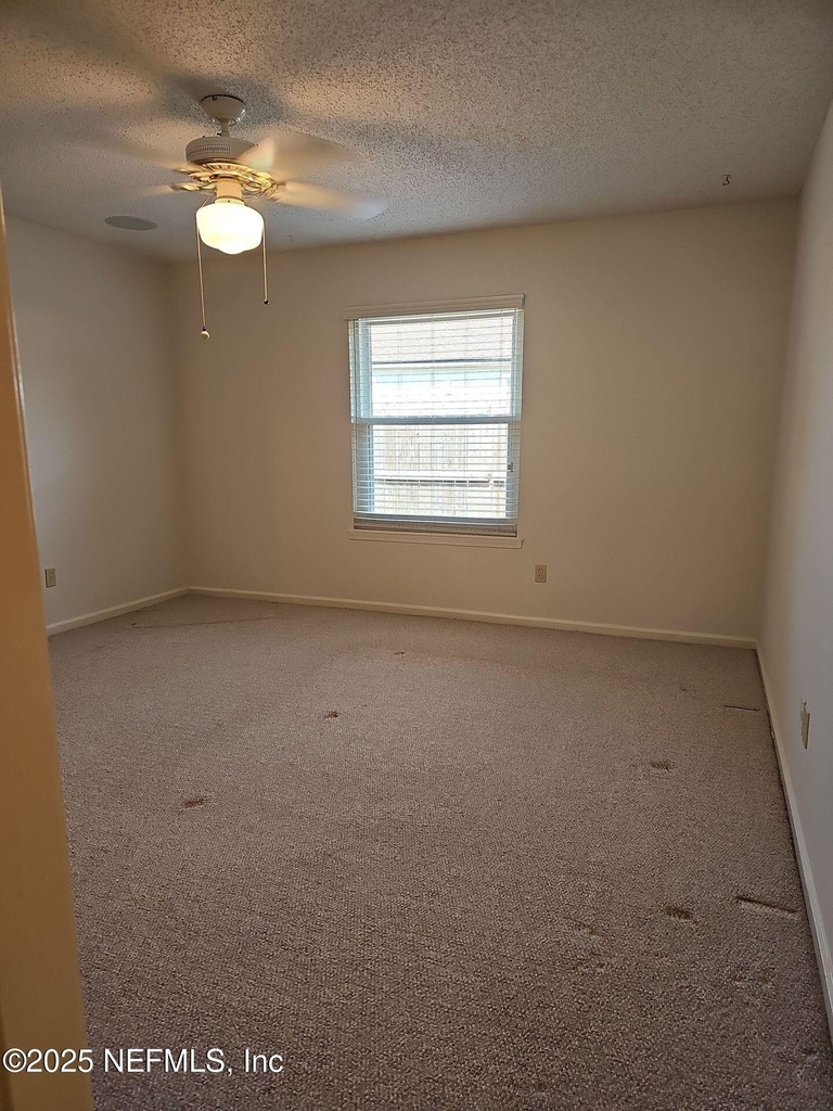12639 Enchanted Hollow Drive - Photo 4