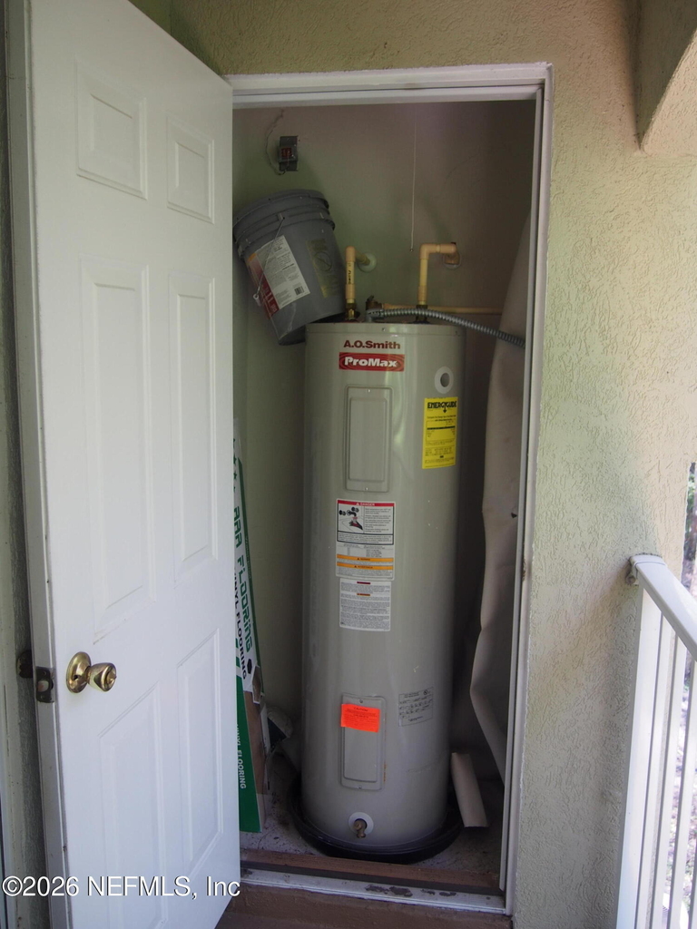 7920 Merrill Road - Photo 30