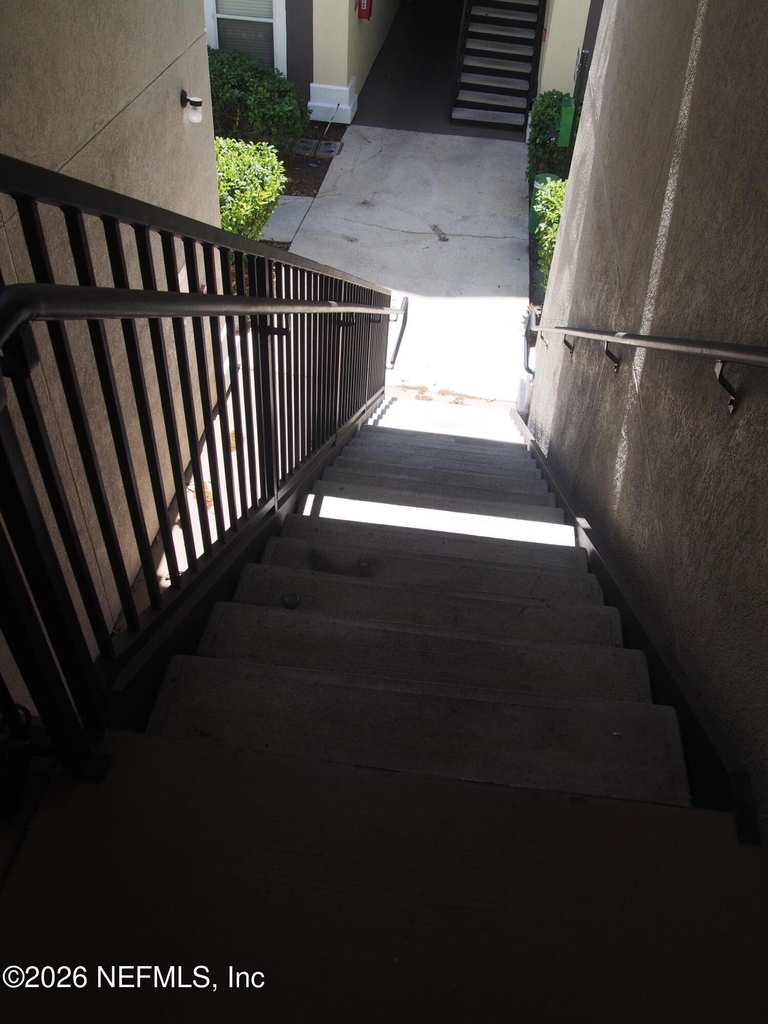 7920 Merrill Road - Photo 32