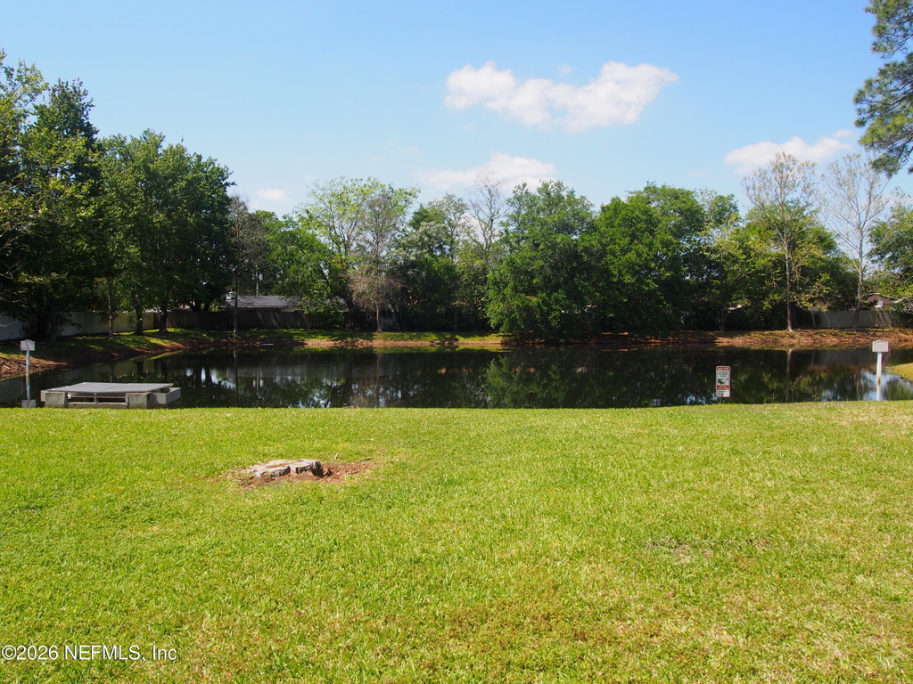 7920 Merrill Road - Photo 37