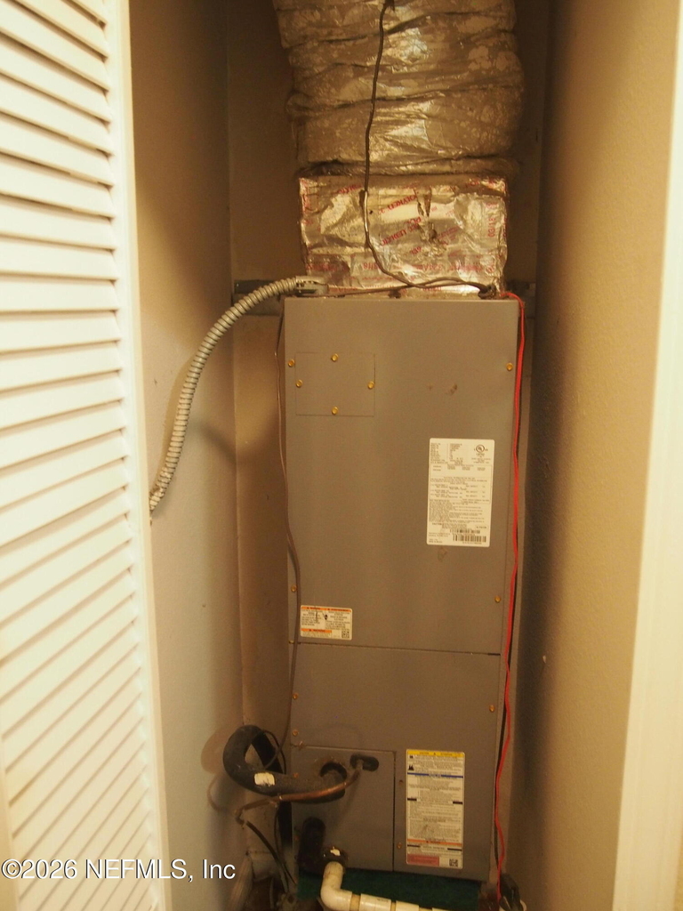 7920 Merrill Road - Photo 25