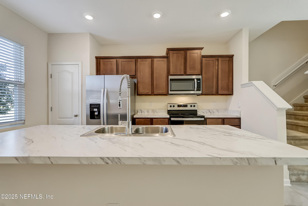 3978 Oak Mill Road - Photo 6