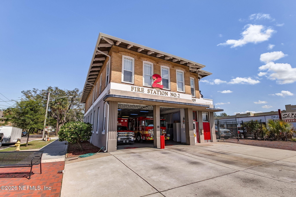 1627 E 9th Street - Photo 29