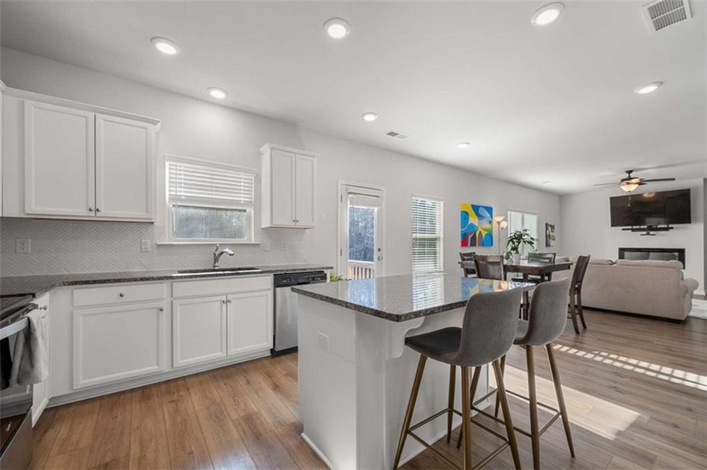 925 Lakehaven Lane - Photo 4