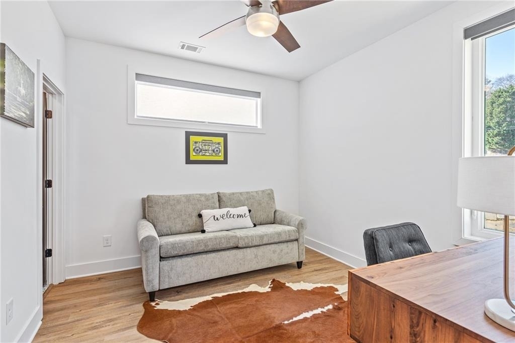 2424 Memorial Drive Se - Photo 21