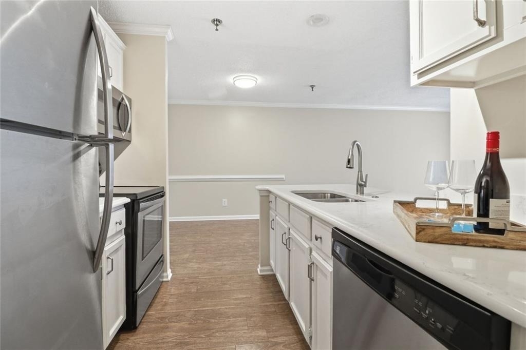 300 Johnson Ferry Road Ne - Photo 7