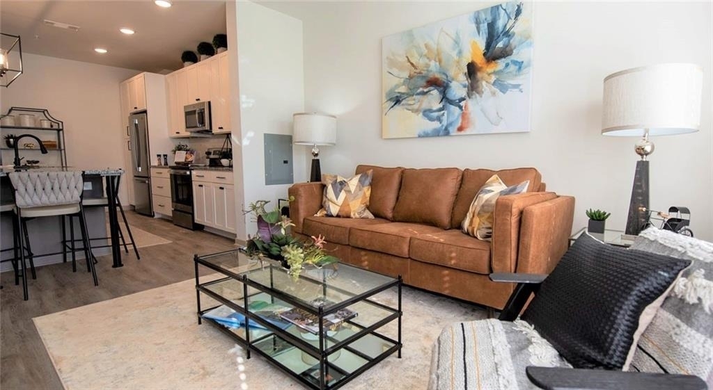 2250 Oak Road - Photo 6