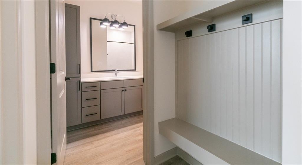 2250 Oak Road - Photo 18