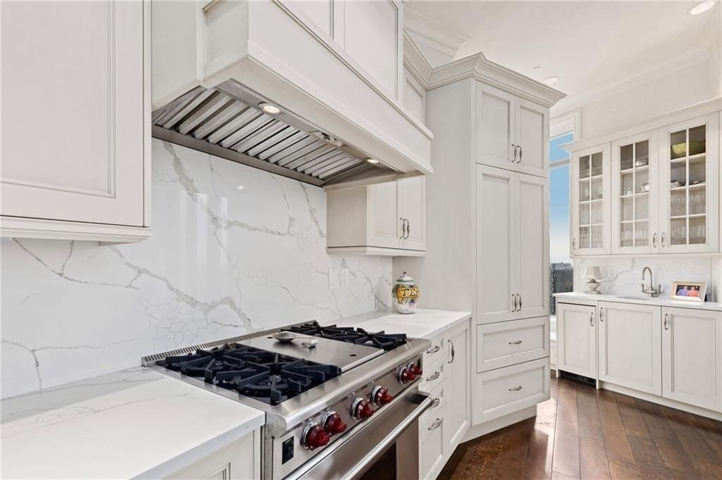3376 Peachtree Road Ne - Photo 20