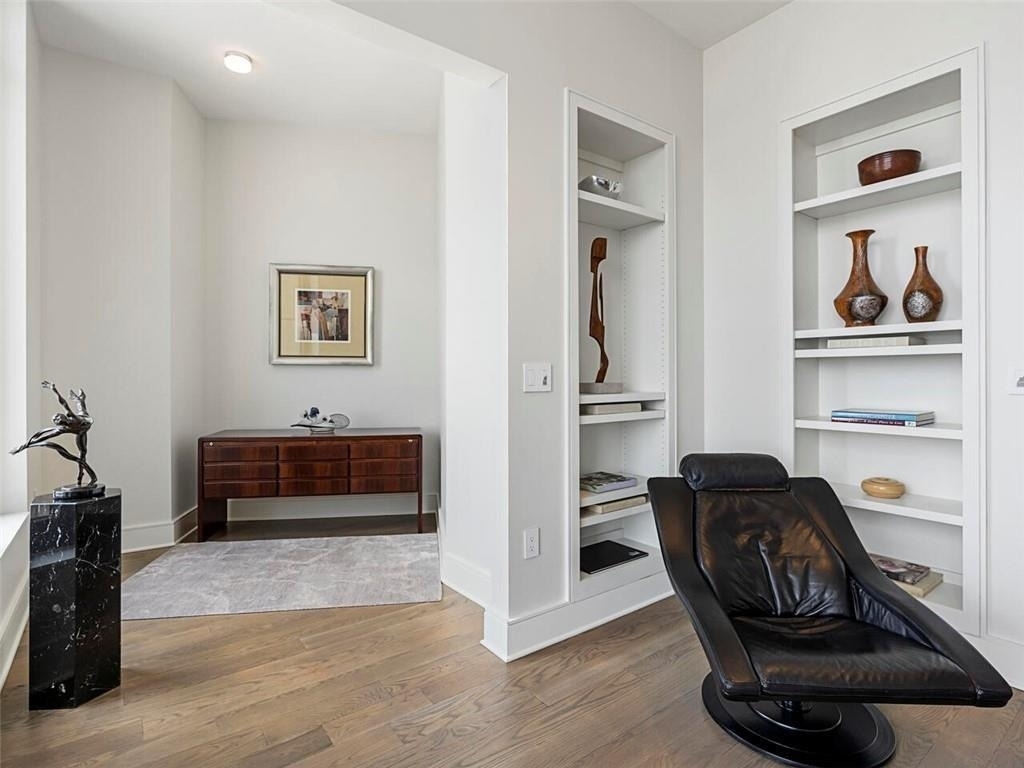 3376 Peachtree Road Ne - Photo 25