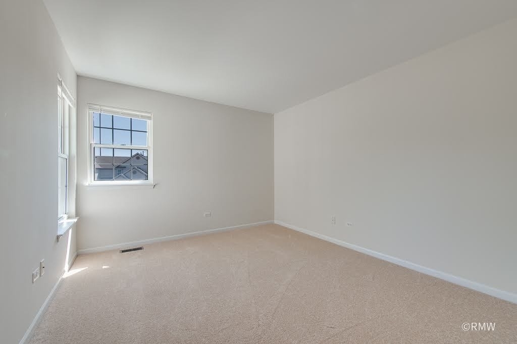 1788 Grove Avenue - Photo 15