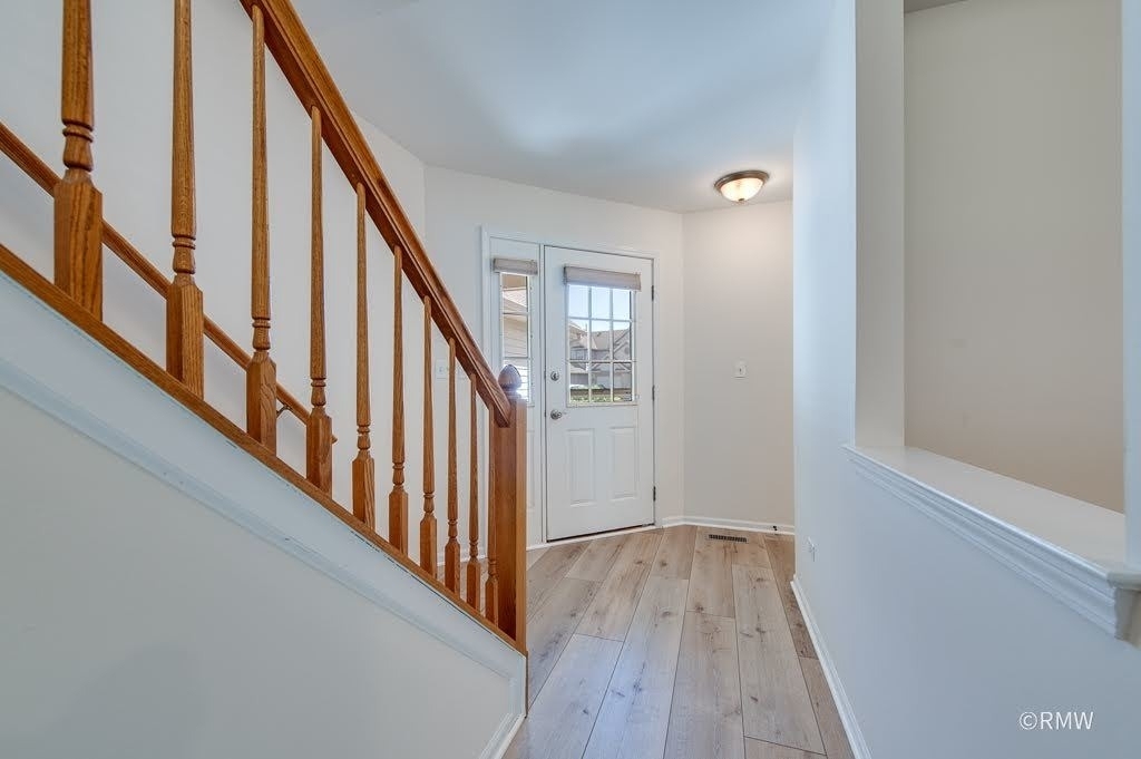 1788 Grove Avenue - Photo 2